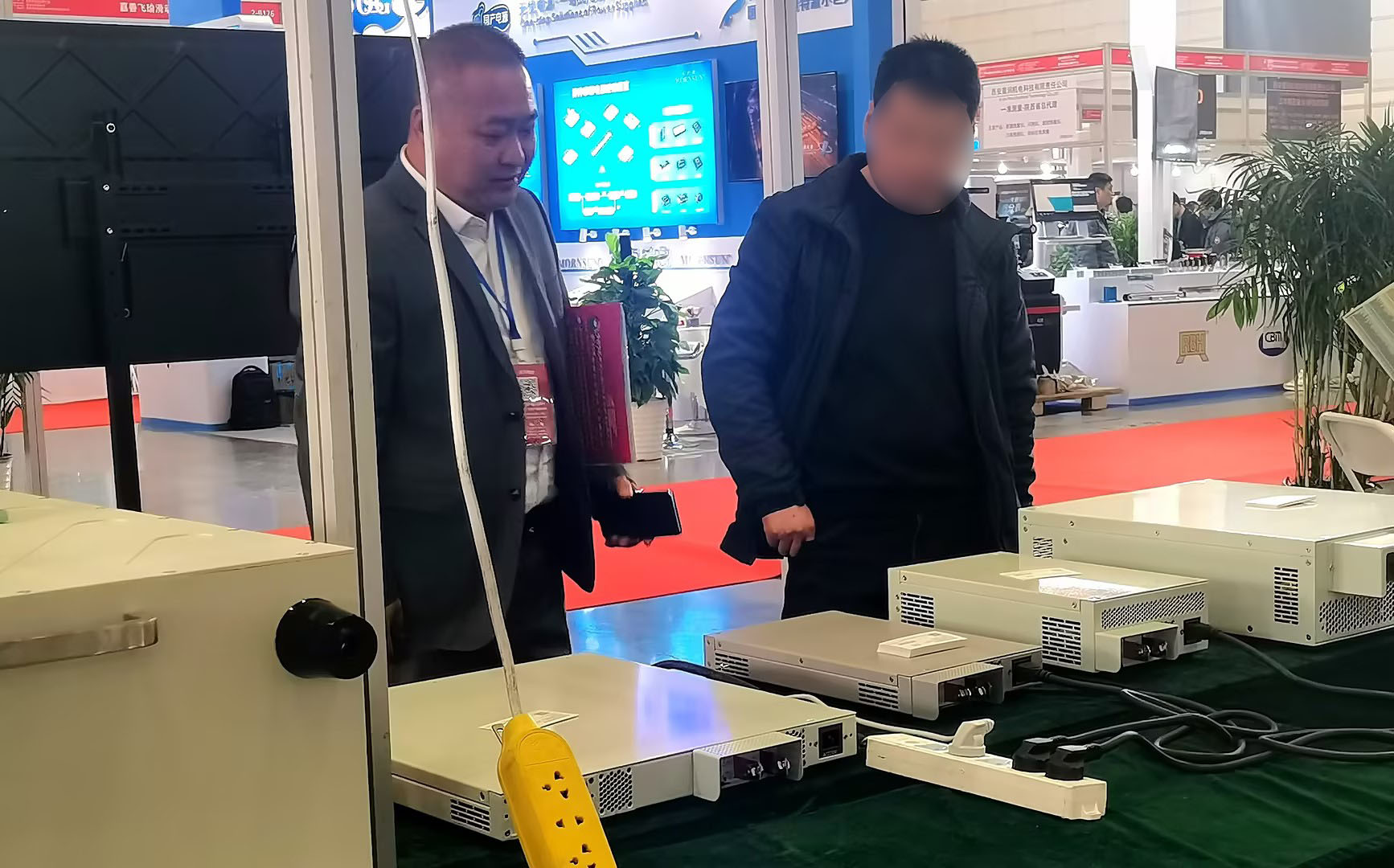 西安埃克森电源亮相西部制博会: 以创新产品与精准服务赢得行业瞩目